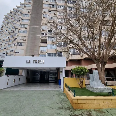 Estudio Iii Vistas Mar, Tren Y Malaga Торремолинос