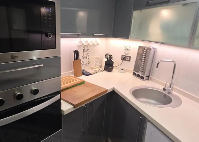 Estudio Iii Vistas Mar, Tren Y Malaga Торремолинос