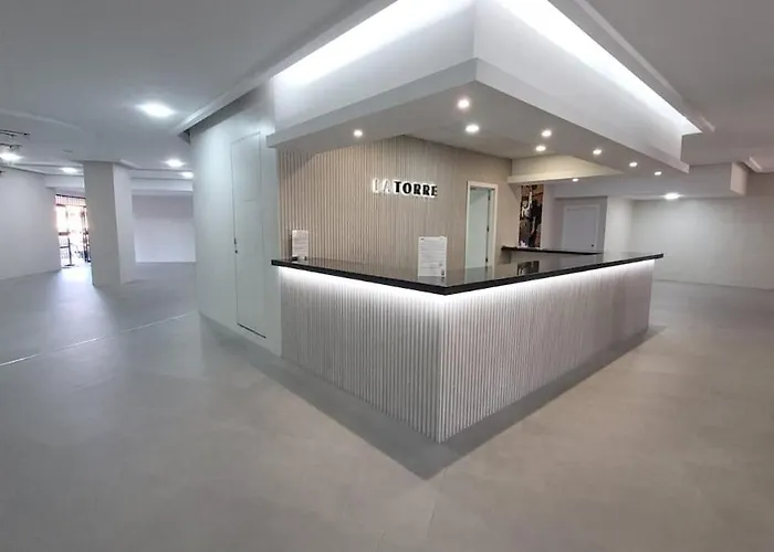 Estudio Iii Vistas Mar, Tren Y Malaga Торремолинос