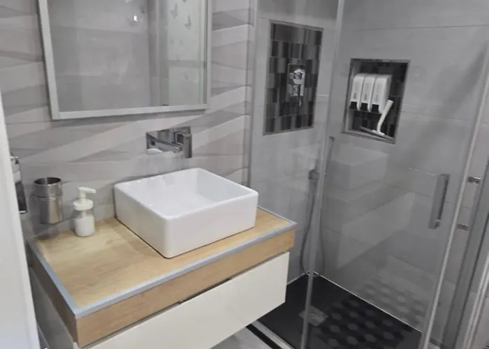 Estudio Iii Vistas Mar, Tren Y Malaga Апартаменты *