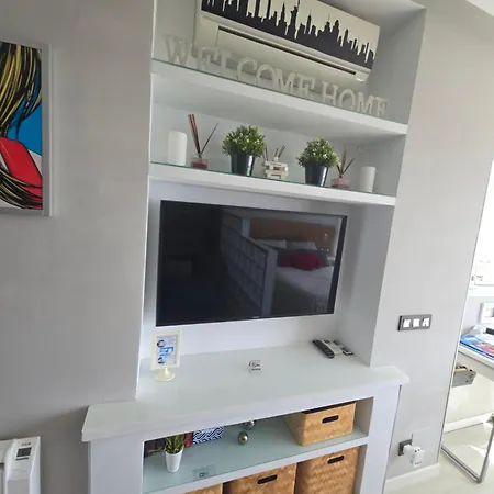 Estudio Iii Vistas Mar, Tren Y Malaga *