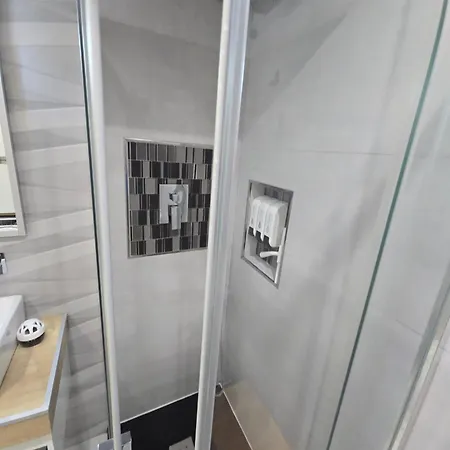 Estudio Iii Vistas Mar, Tren Y Malaga Appartamento