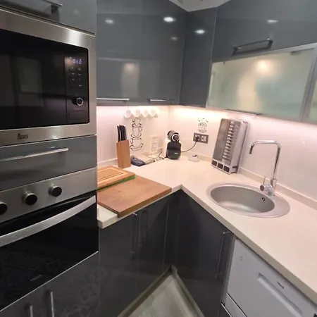 Estudio Iii Vistas Mar, Tren Y Malaga Торремолінос